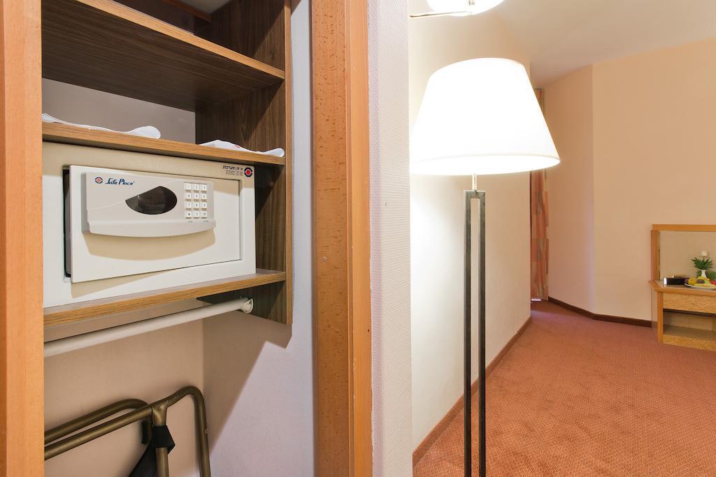 Royal Jerusalem Room photo